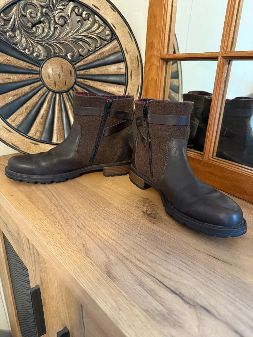 Merrell Legacy Buckle Waterproof Brown Ankle Boots - Size 10USA